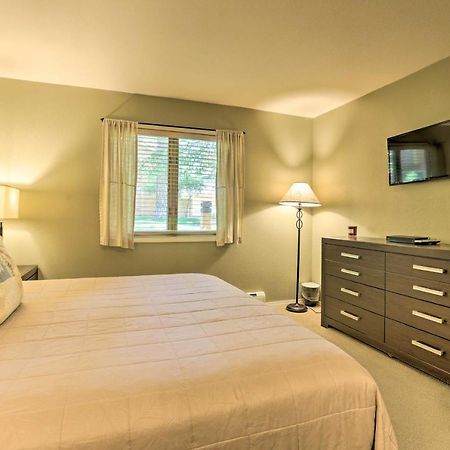 Corner-Unit Condo With Grill Walk To Lake Tahoe! Incline Village Εξωτερικό φωτογραφία
