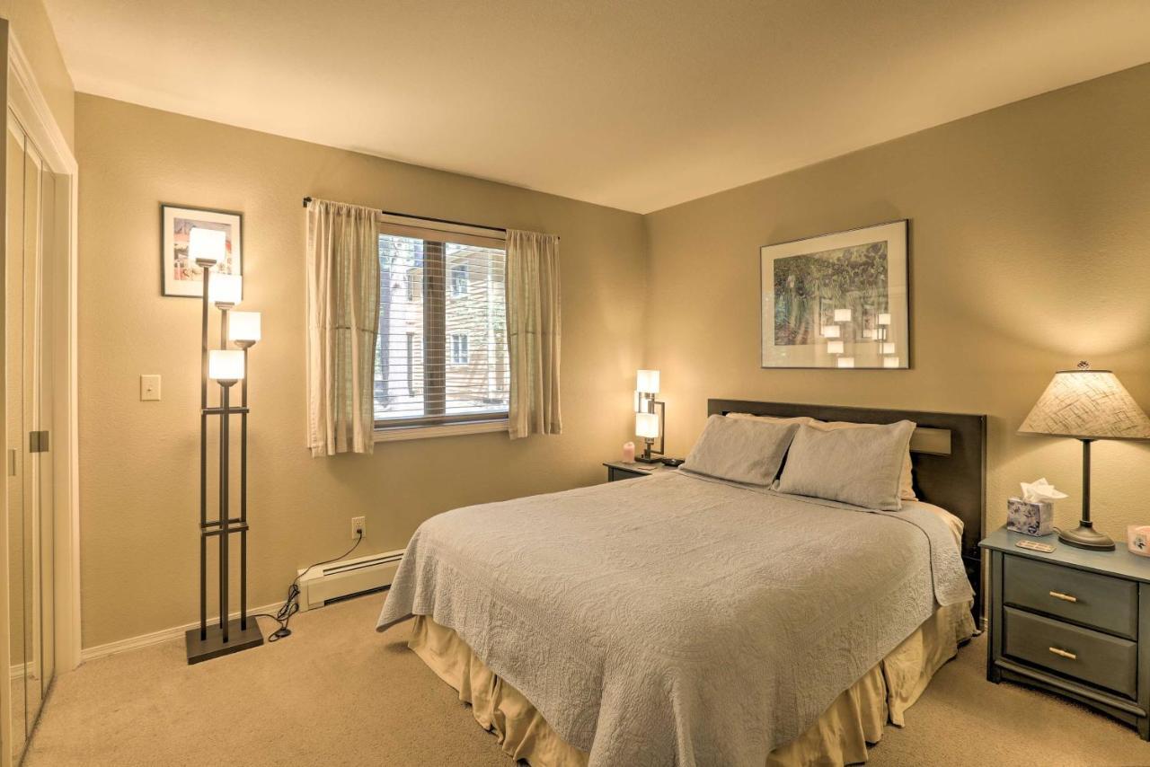 Corner-Unit Condo With Grill Walk To Lake Tahoe! Incline Village Εξωτερικό φωτογραφία