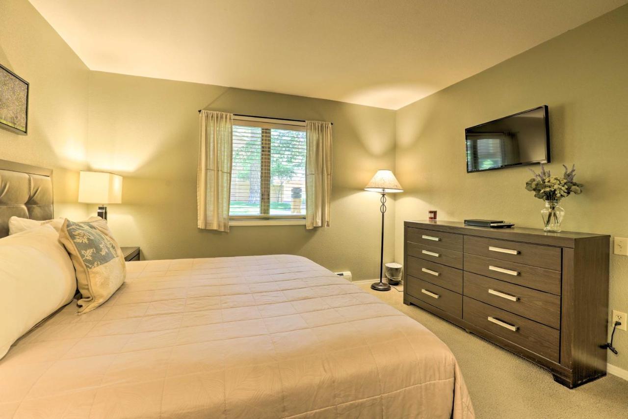 Corner-Unit Condo With Grill Walk To Lake Tahoe! Incline Village Εξωτερικό φωτογραφία